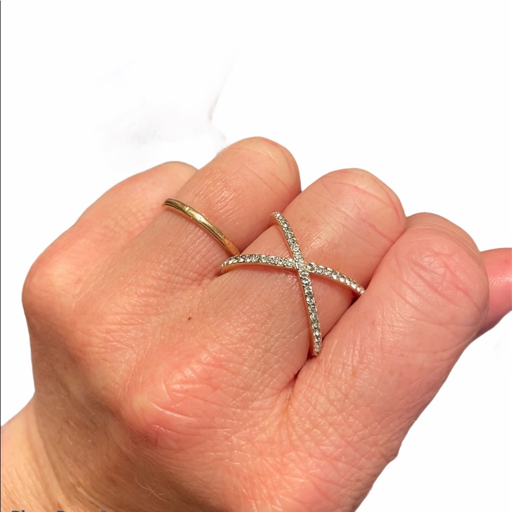 Cubic zirconia ring